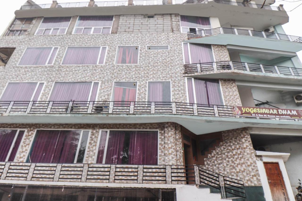 Oyo 69402 Yogeshwar Dhaam Vrindāvan Exterior photo